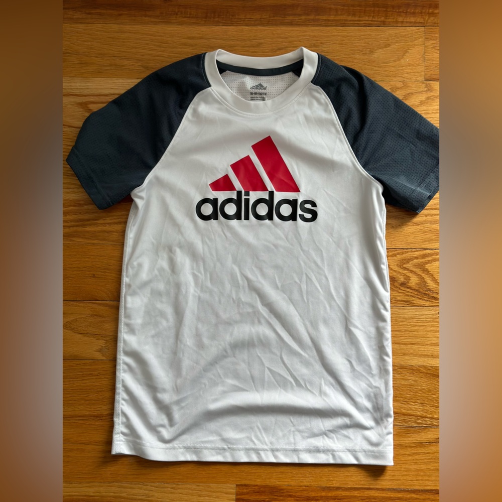 BOY’S ADIDAS TSHIRT